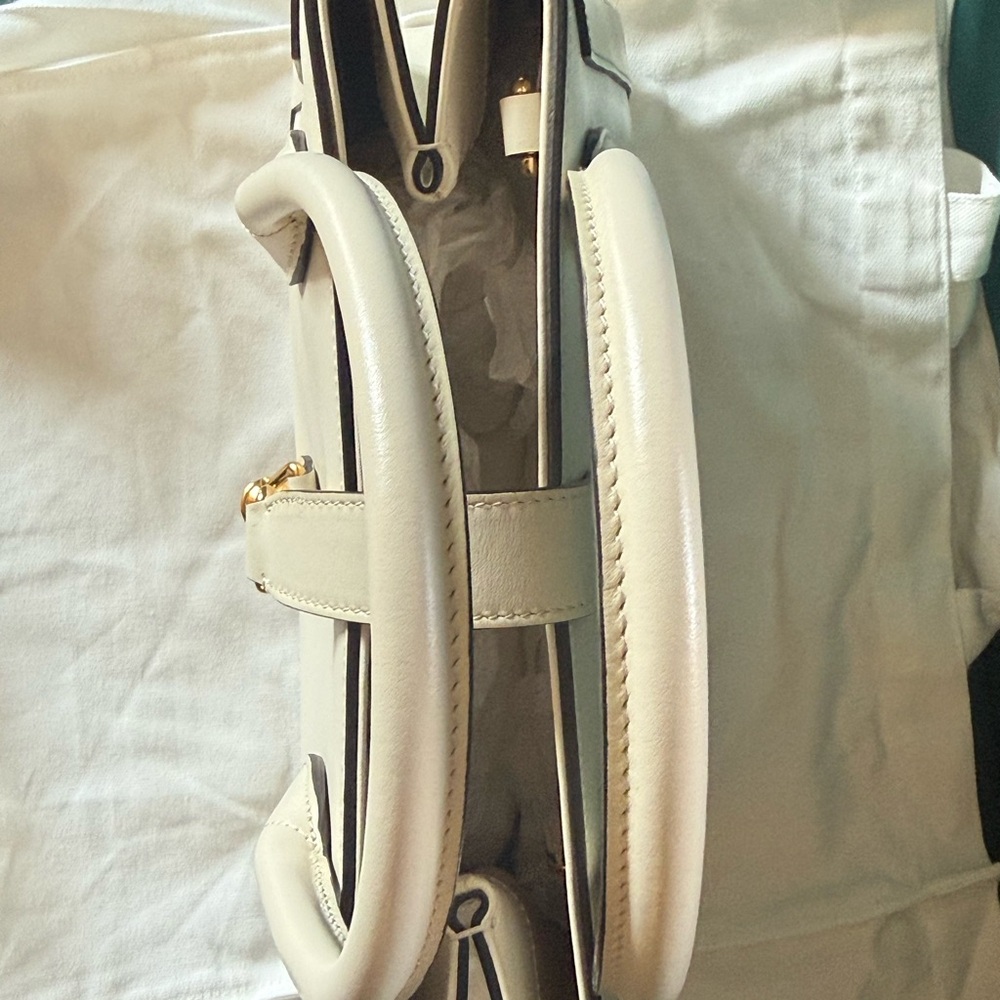 Authentic Gucci Jackie 1961 Tote Bag - Picture 7 of 15